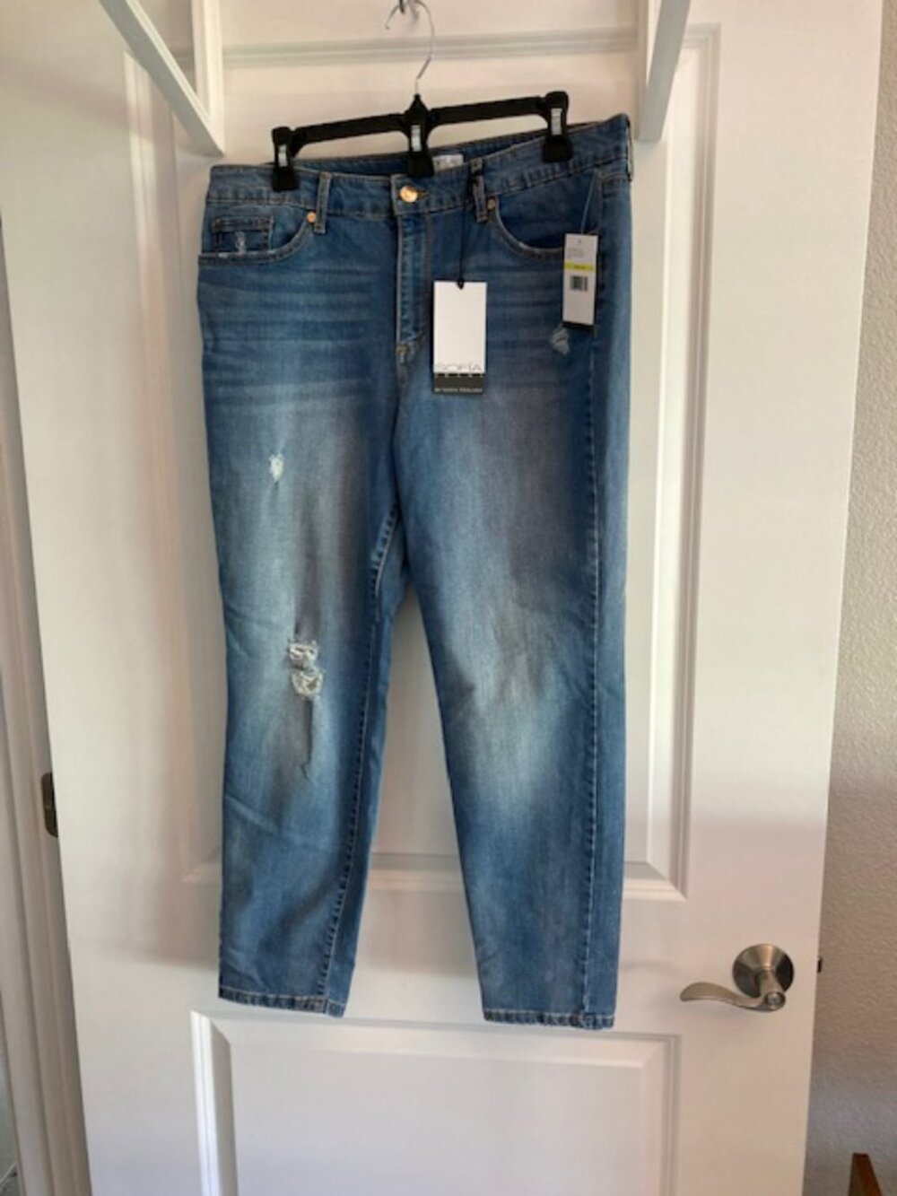 NWT - SOFIA JEANS BY SOFIA VERGARA SKINNY ANKLE SIZE 14